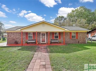 233 Deerwood Dr, Hinesville, GA 31313