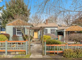 7823 SE Knight St, Portland, OR 97206