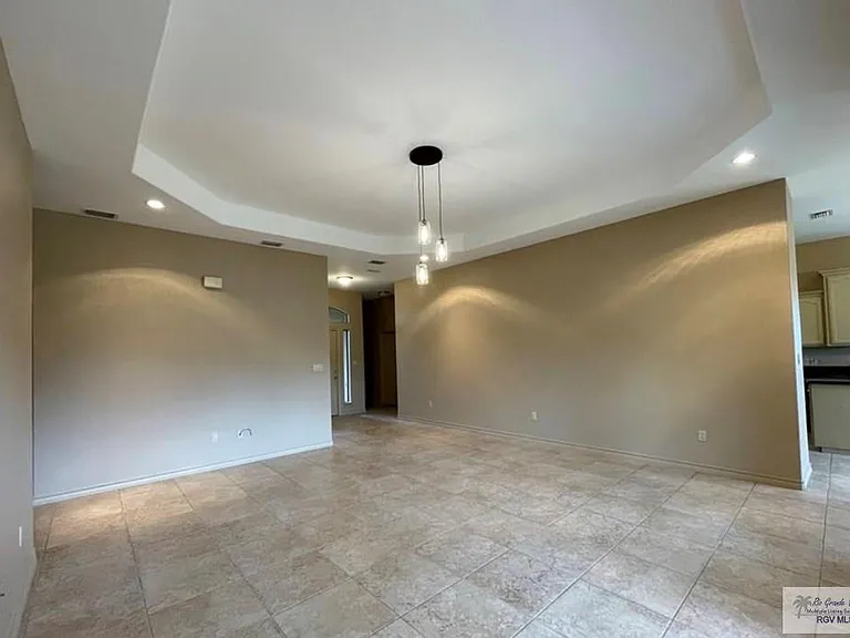 2459 Salerno Dr — Photo 4