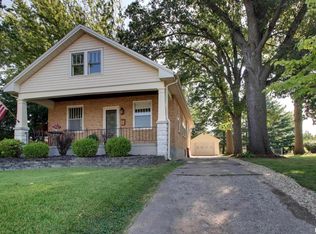 811 S 23rd St, Quincy, IL 62301