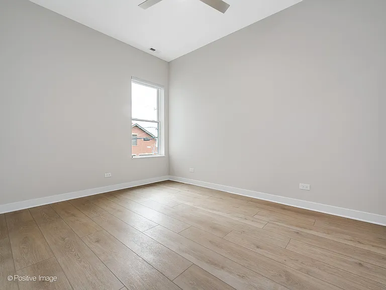 7517 W Belmont Ave #2 — Photo 9