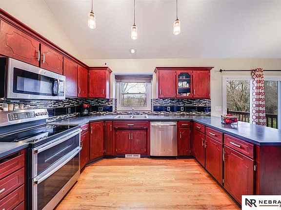 4th image of 1115 Patricia Dr