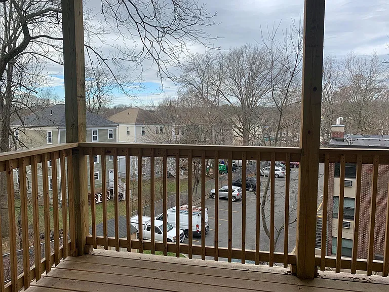33 Lourdes Ave — Photo 13