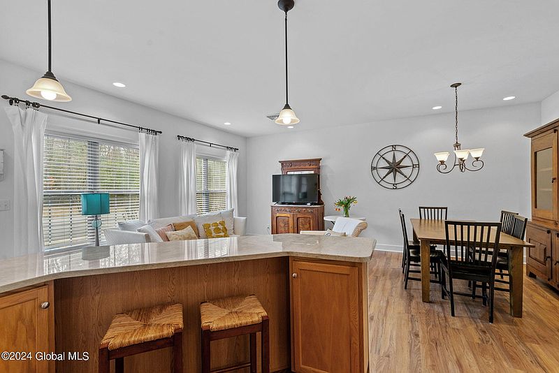 5th image of 7 Lancaster Place