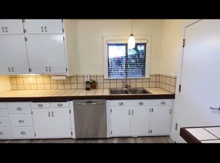 822 A St, Crockett, CA 94525