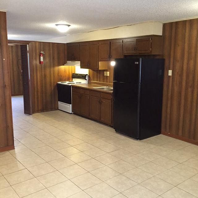 2nd image of 5300 Jeff Davis Dr APT 214