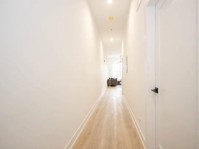 2042 W Irving Park — Photo 15