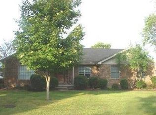 228 Roselawn Ln, Morehead, KY 40351