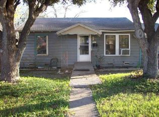 1401 E Virginia Ave, Victoria, TX 77901