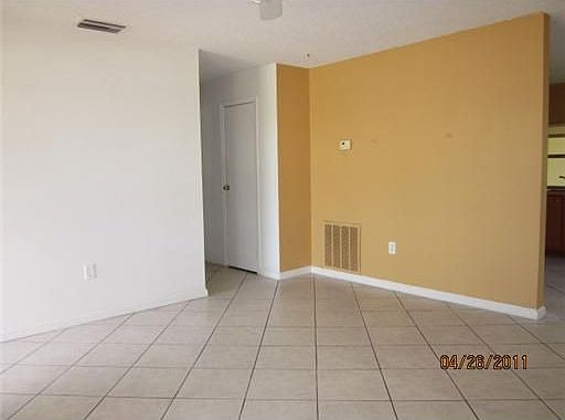 4th image of 9260 NW 25th St