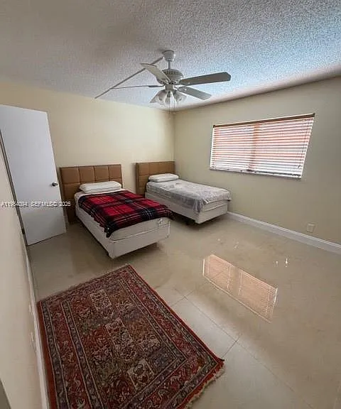 319 NE 14th Ave #607 — Photo 11