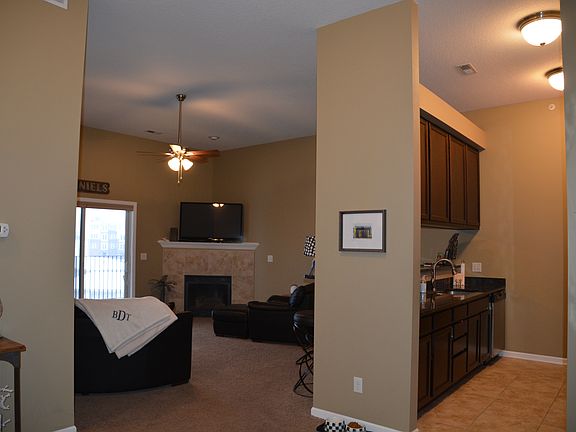 4th image of 6350 Coachlight Dr Unit 3303