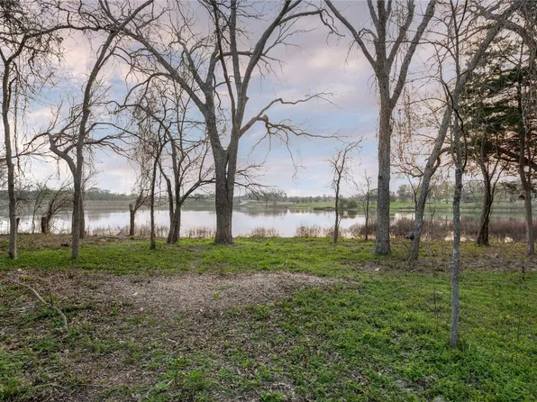 2451 Marshall Rd, Waxahachie, TX 75167