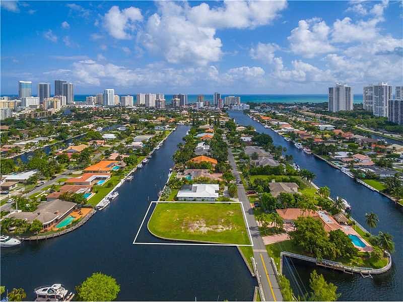 HUGE WATERFRONT CORNER LOT