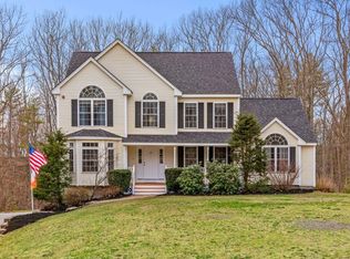 15 Walnut Farm Rd, Newton, NH 03858