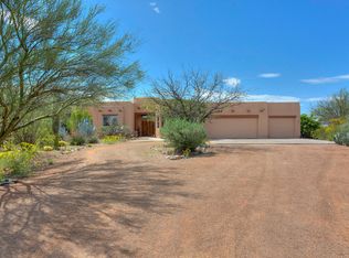 1408 S Walnut Spring Pl, Green Valley, AZ 85614