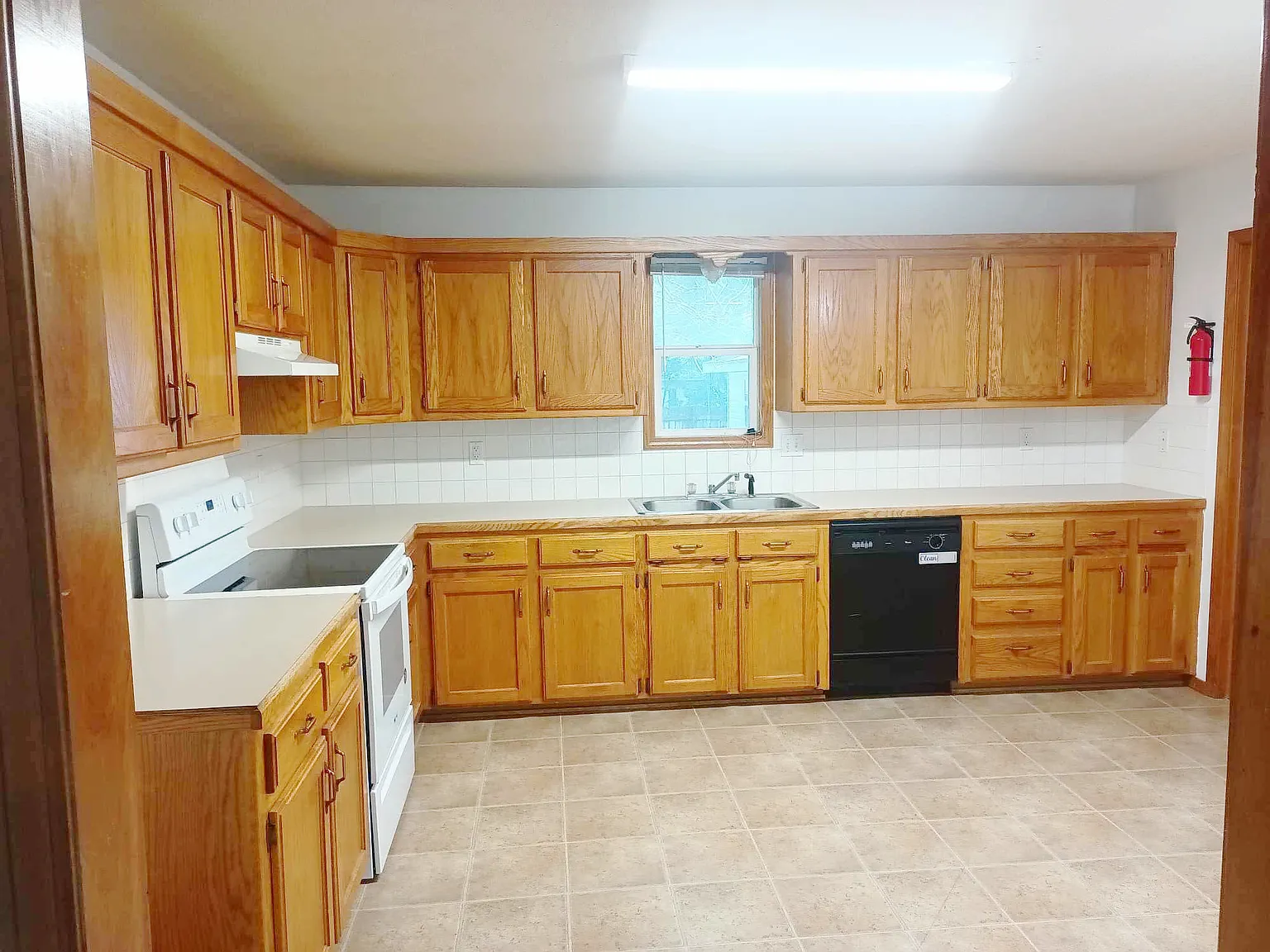 2 bed, 980 sqft, $775 — Photo 4
