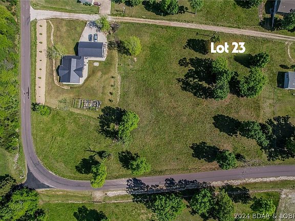 2nd image of 23 Oaktop Rd