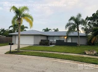 889 Adelphi Ct, Fort Myers, FL 33919