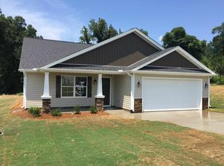 261 Stonewood Crossing Dr, Boiling Springs, SC 29316