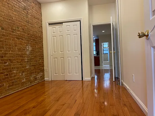 Rented by Oxford Property Group | media 3