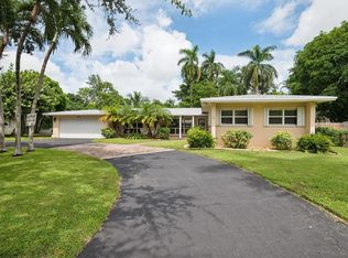 812 Holly Ln, Plantation, FL 33317