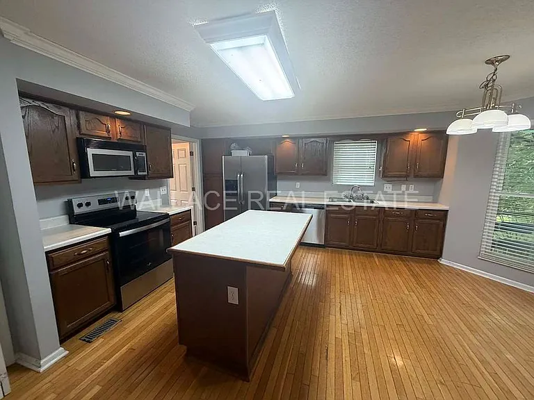1209 Halifax Rd — Photo 5