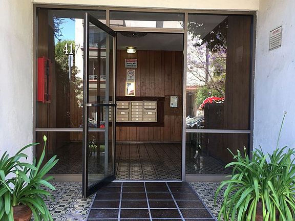 3rd image of 417 Arnaz Dr APT 305