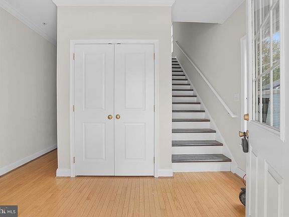 2nd image of 4702 Tecumseh St