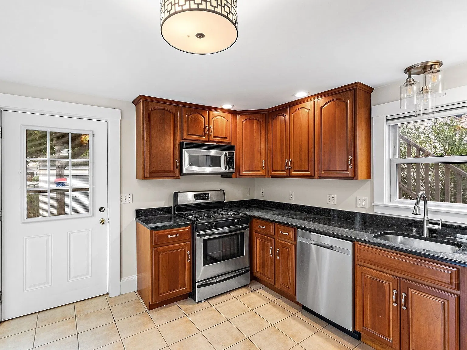 2 bed, 793 sqft, $2,900 — Photo 4