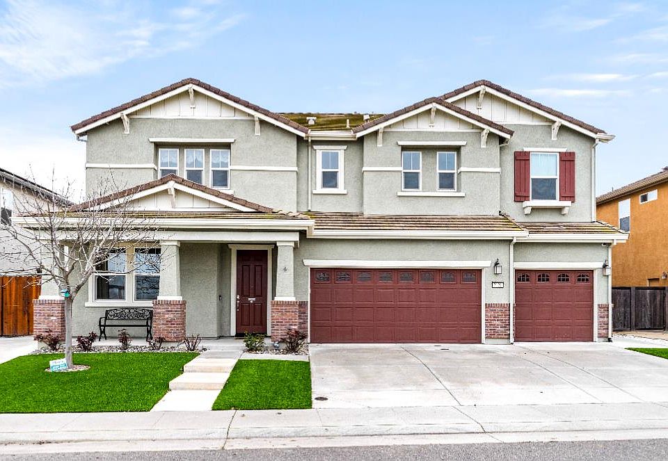 1st image of 2121 Symphony Ave