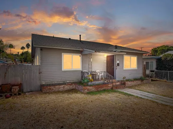 127 W 5th Ave, Escondido, CA 92025