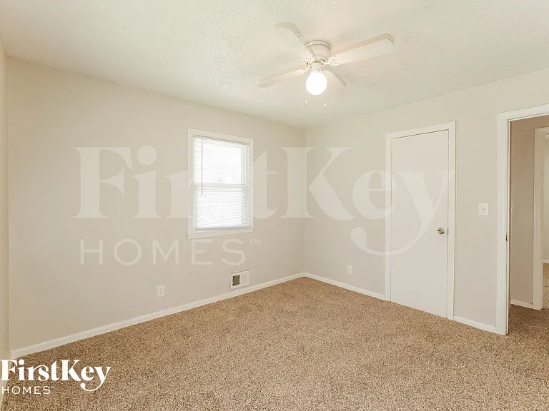 9807 Drury Ave — Photo 8