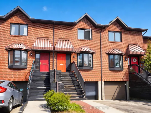 98 Templeton St, Ottawa, ON K1N 6X3