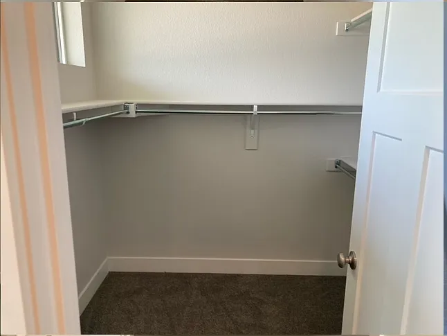 2402 49th Avenue Ct — Photo 18