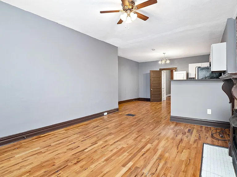 3429-3431 Juniata — Photo 4
