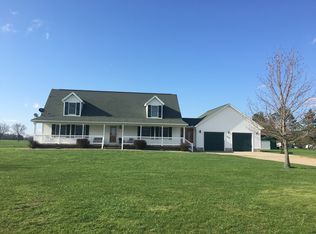 200 Erica Ln, Stockbridge, MI 49285