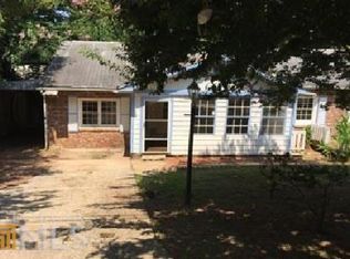 8601 Carlsen Dr, Jonesboro, GA 30238