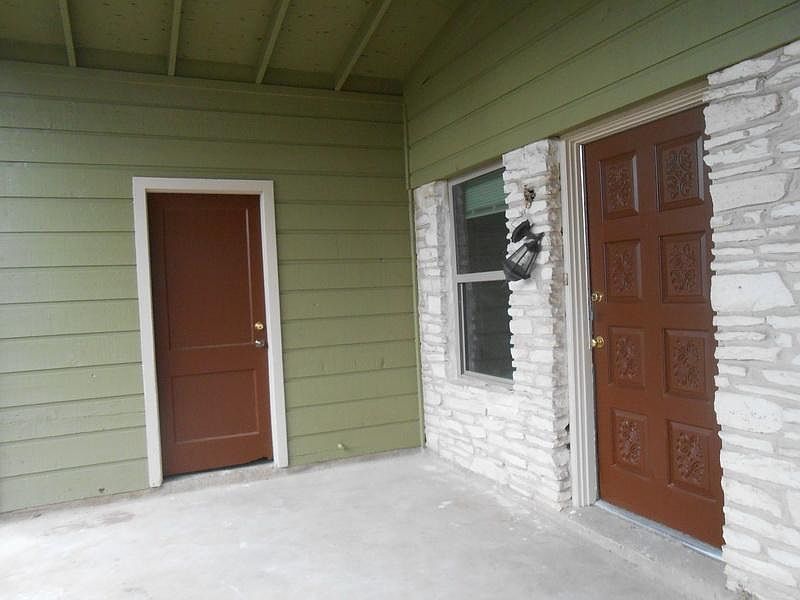 1st image of 11110 Renel Dr #A