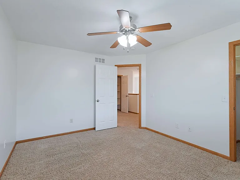730 Norwood Dr — Photo 29