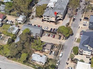 1910 Robbins Pl APT 105, Austin, TX 78705