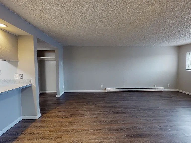 51 Hayes Pl SW — Photo 1