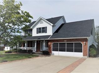 13 Clermont Ct, Lancaster, NY