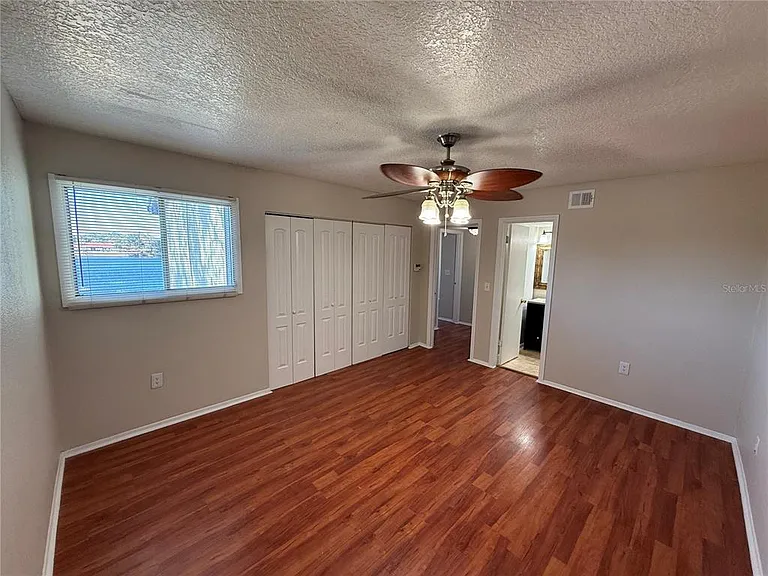 914 Lake Destiny Rd #F — Photo 26