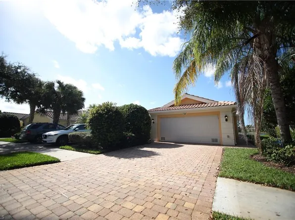 7558 Rozzini Ln, Naples, FL 34114