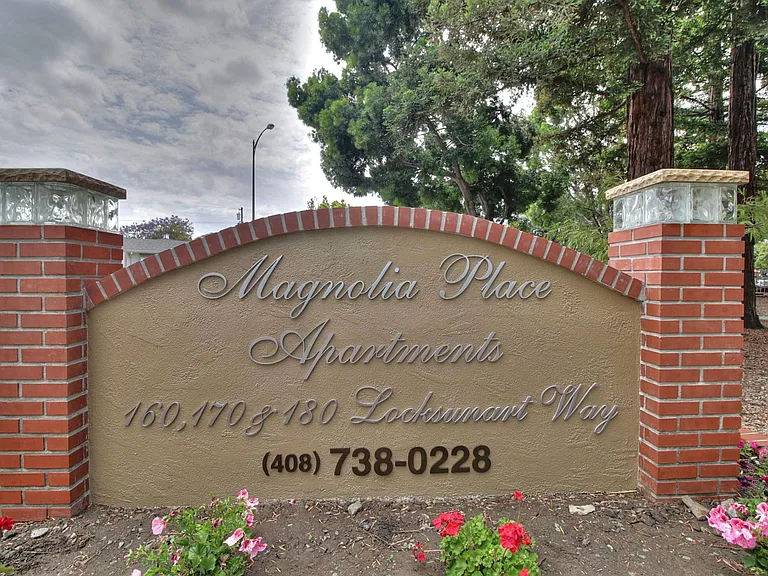 Magnolia Place Apartments — Photo 42