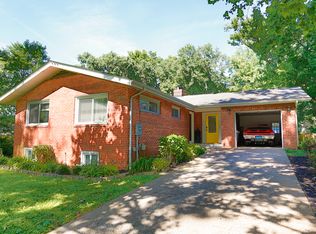 3424 Brookwood Dr, Fairfax, VA 22030