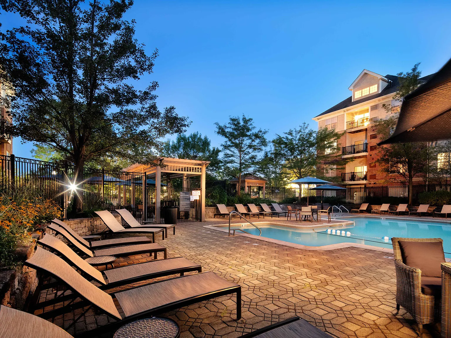 The Aven at Newton Highlands — Photo 4
