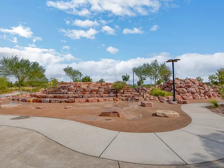 501 Red Lovebird Ave — Photo 65