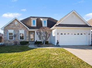 926 Vawter Cir, South Bend, IN 46614